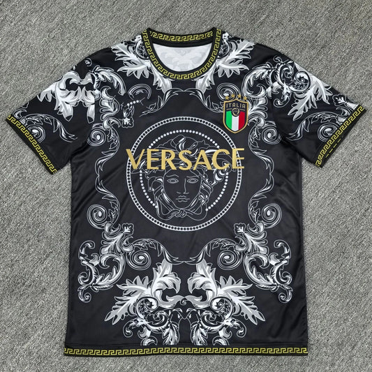 Italia Versace – Maillot concept Italie ⚫️👑✨ Kitzcept