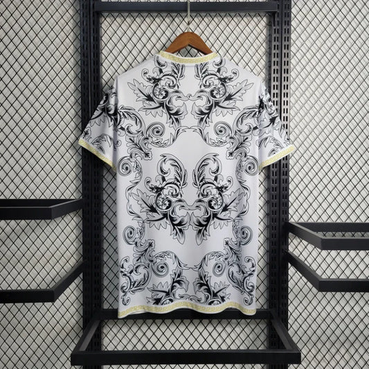 Italia Versace – Maillot concept Italie ⚪️👑✨ Kitzcept