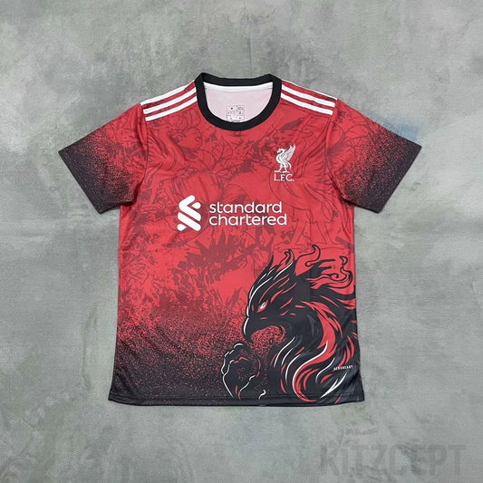 Phoenix Rouge – Maillot Concept Liverpool 🔥🐉 Kitzcept